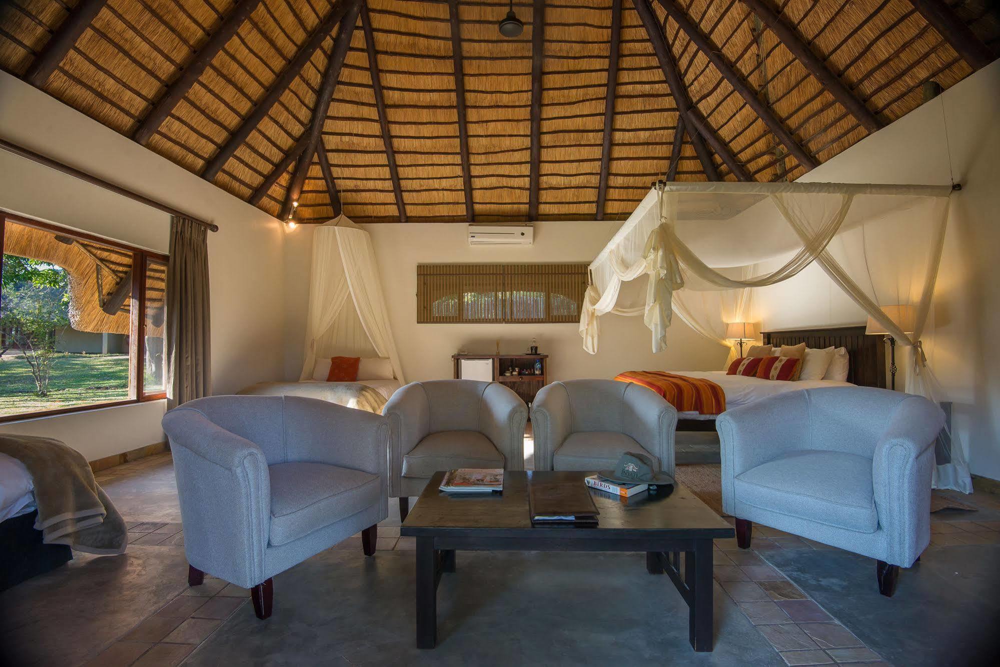 Inyati Game Lodge Metsi Екстериор снимка