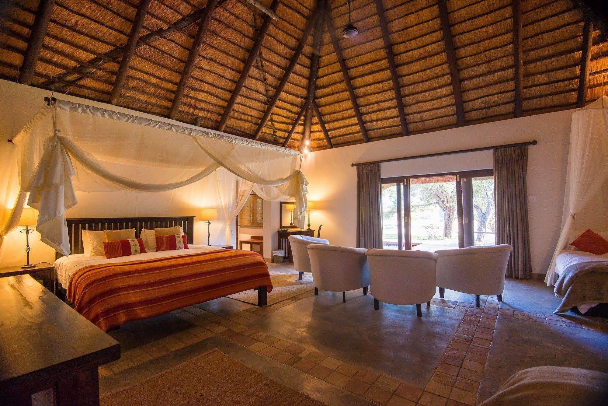 Inyati Game Lodge Metsi Екстериор снимка