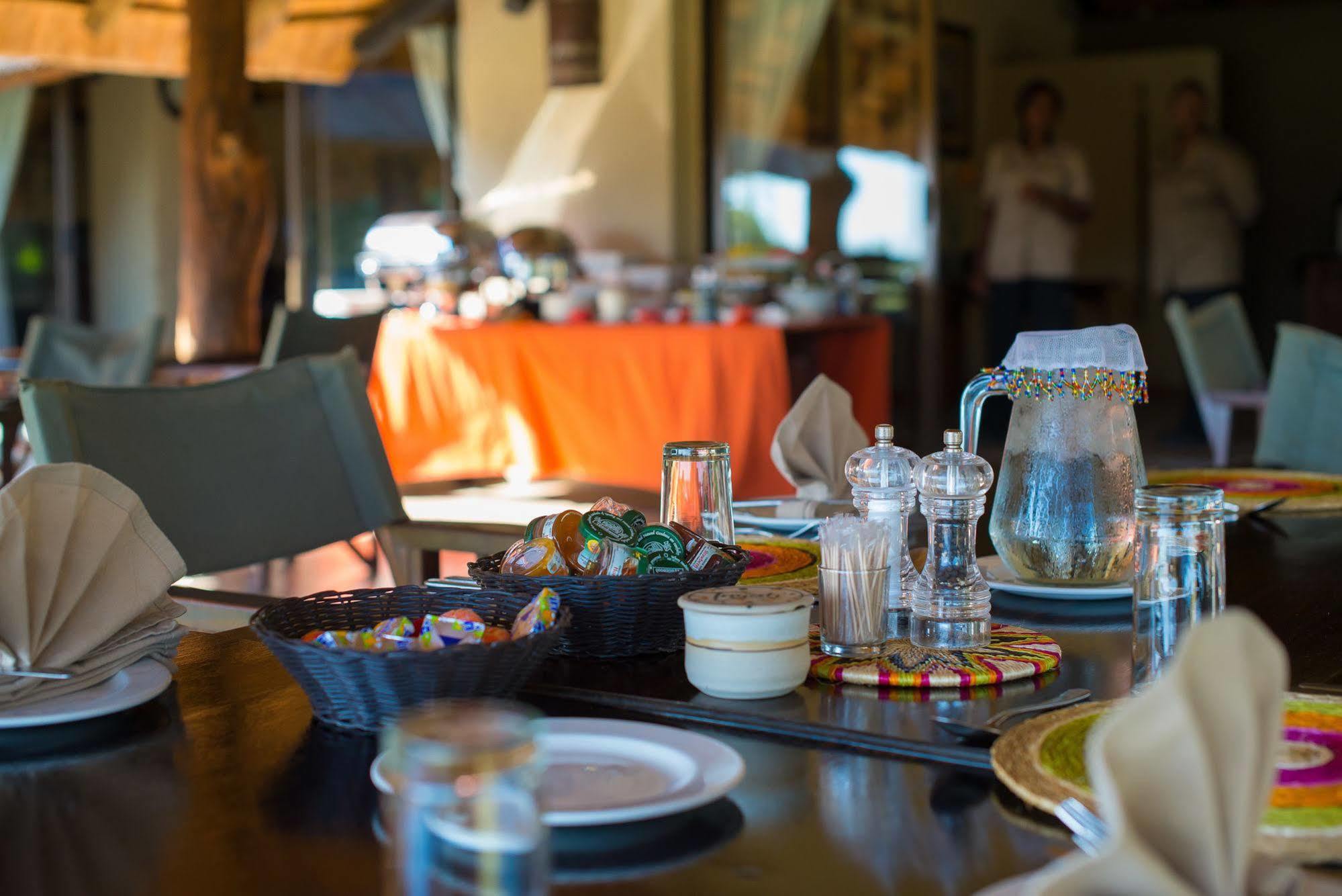 Inyati Game Lodge Metsi Екстериор снимка